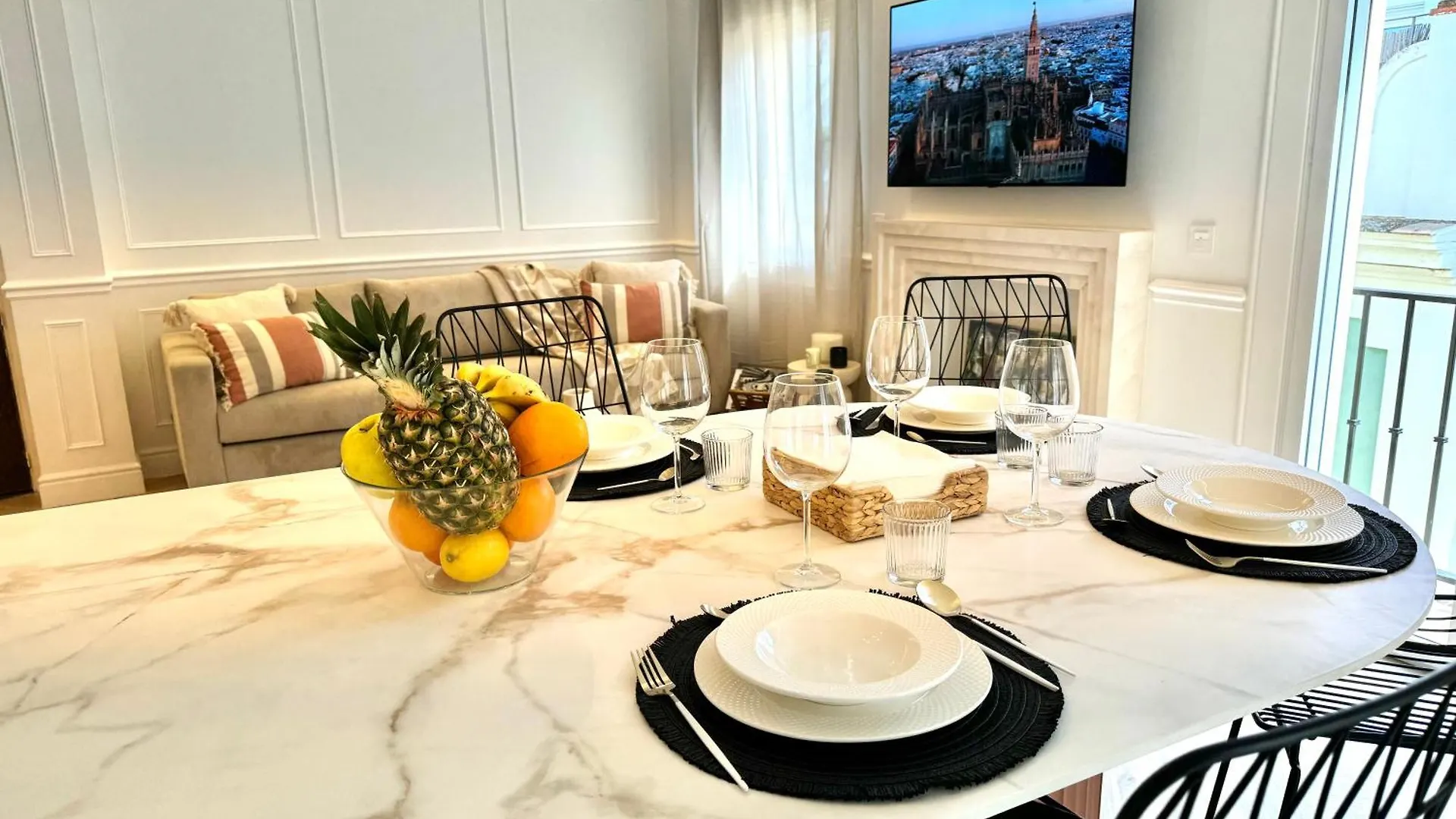 Apartment Luxury Cathedral Views In Seville